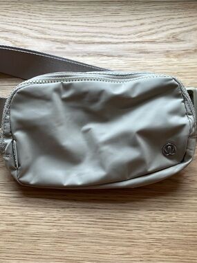 lululemon athletica Women Tan Waist Pack - Everywhere Belt Bag